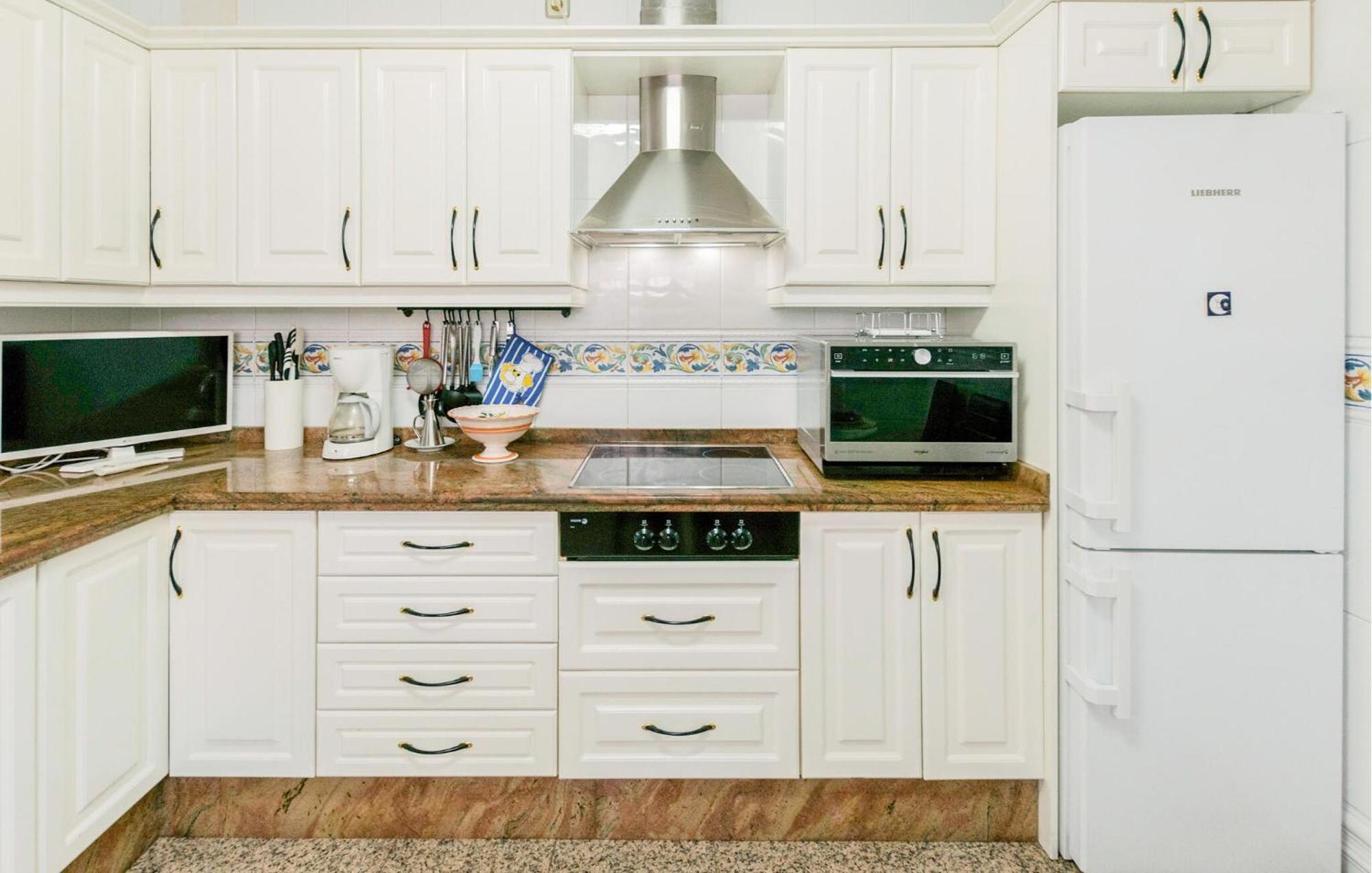 Cozy Apartment In Sevilla With Kitchen エクステリア 写真