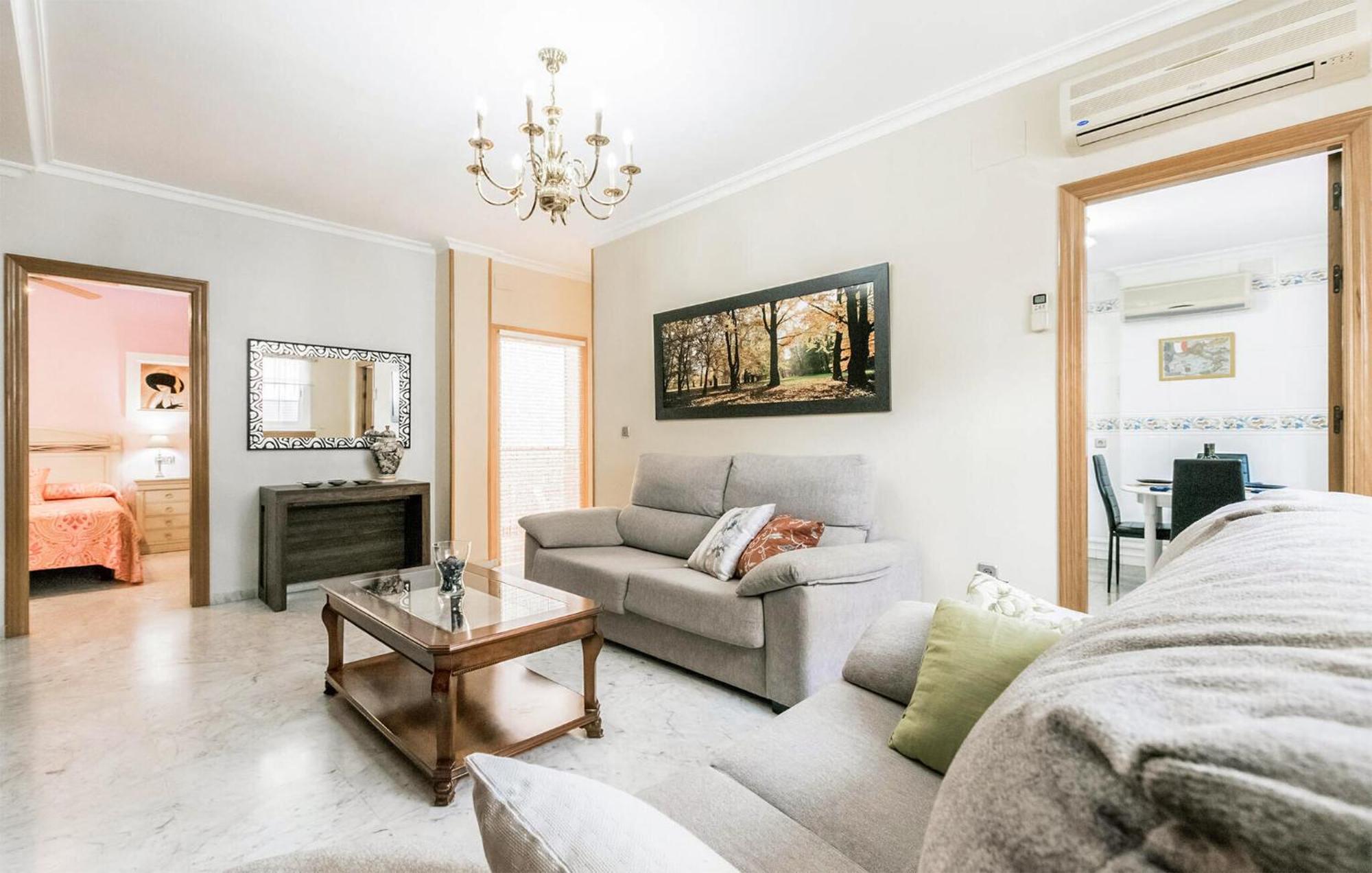Cozy Apartment In Sevilla With Kitchen エクステリア 写真