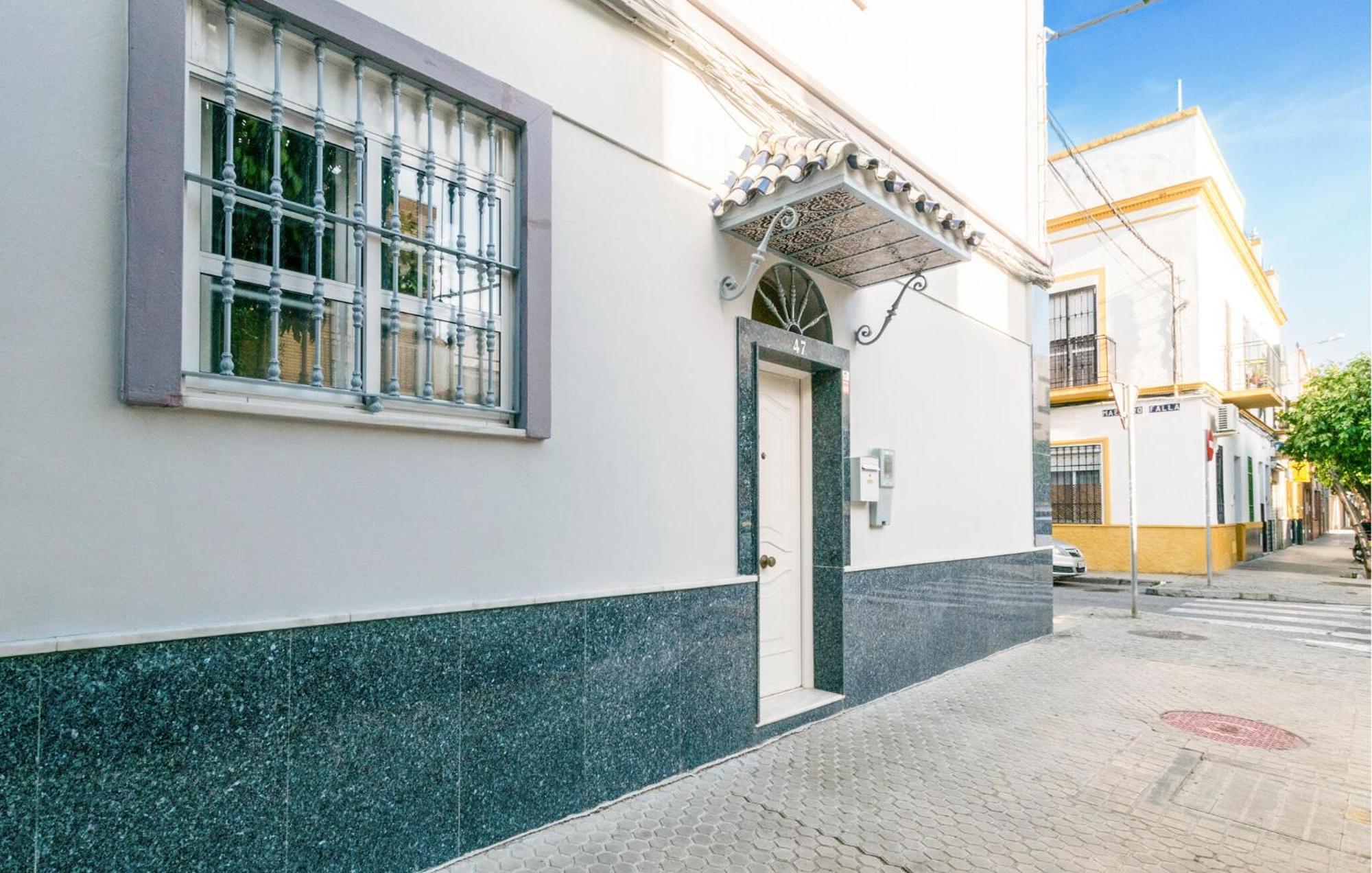 Cozy Apartment In Sevilla With Kitchen エクステリア 写真